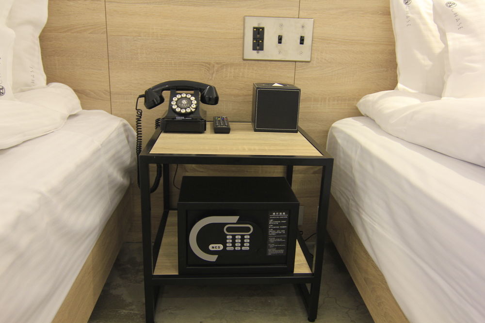 Chase Hotel Taichung Exterior photo